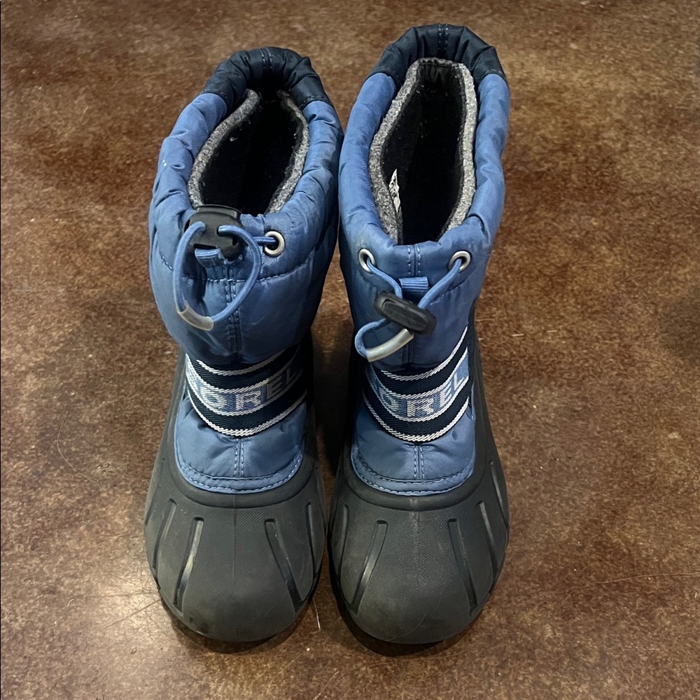 Sorel Kids Navy and Black Snow Boots